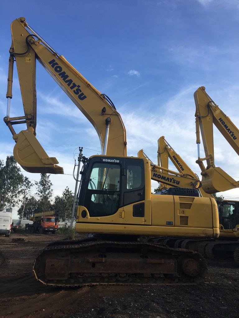 Гусеничный экскаватор Komatsu PC200-8M0 (Y201227)