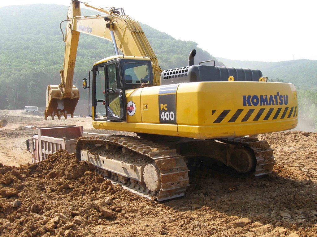 Бульдозер Komatsu D155A-5