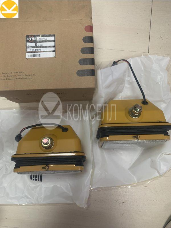 Фара в сборе 22В-06-11690